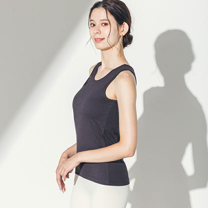 leeche056