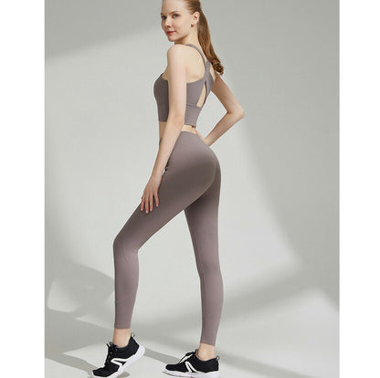 s025